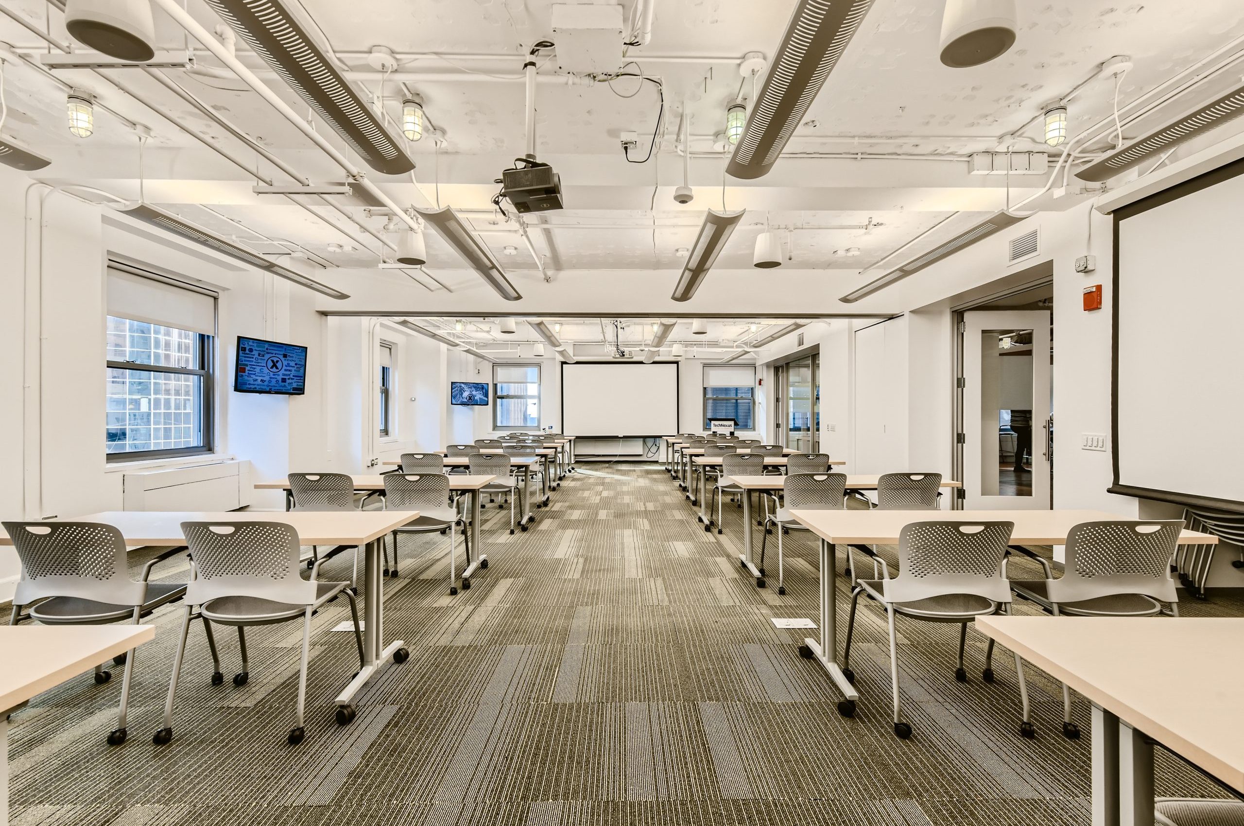Conference Rooms C+D in the Classroom style